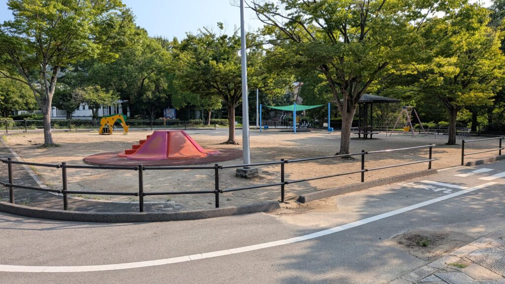箕面西公園 遊具-2